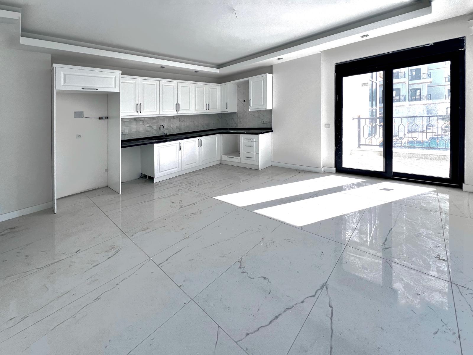 Hot offer: 1+1 apartment in Mahmutlar - south side, district center