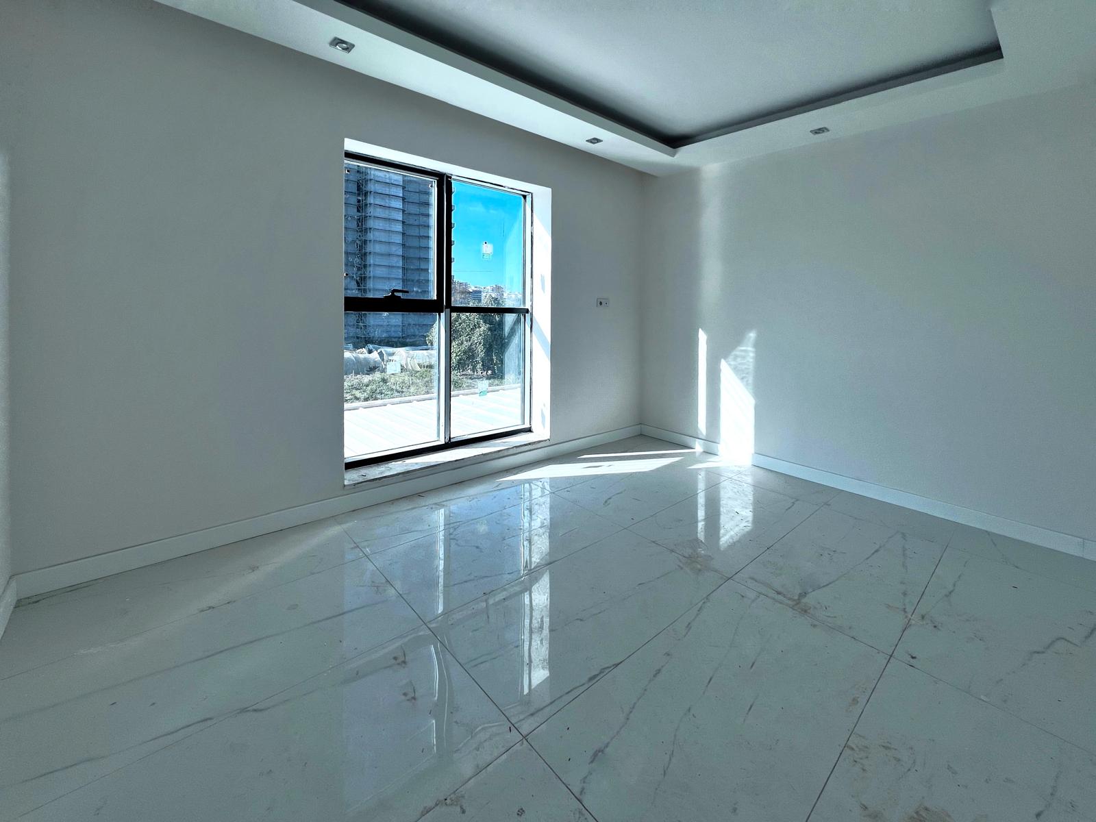 Hot offer: 1+1 apartment in Mahmutlar - south side, district center