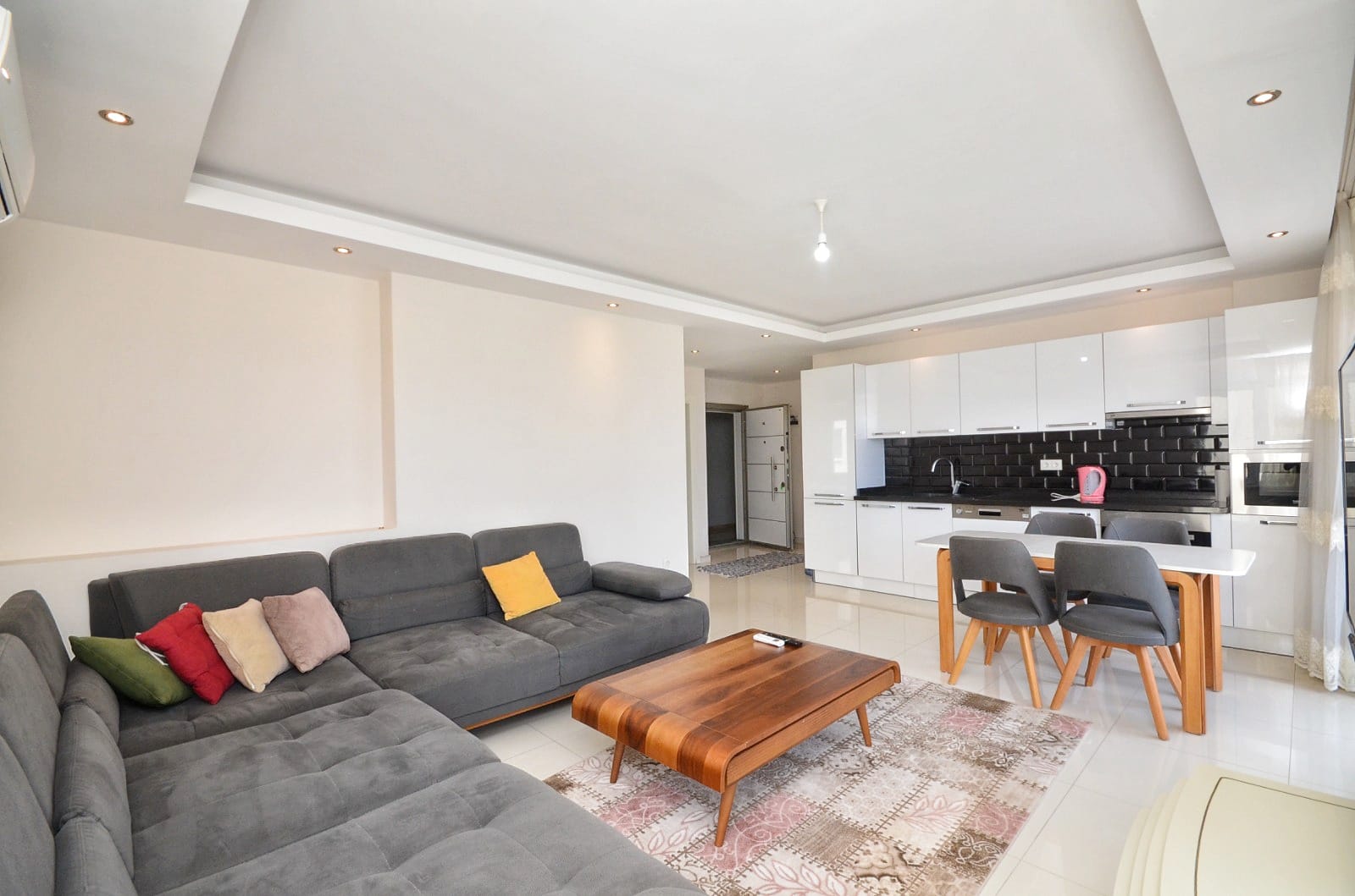 2+1 apartment in Alanya, Kestel district – furnished and with sea views