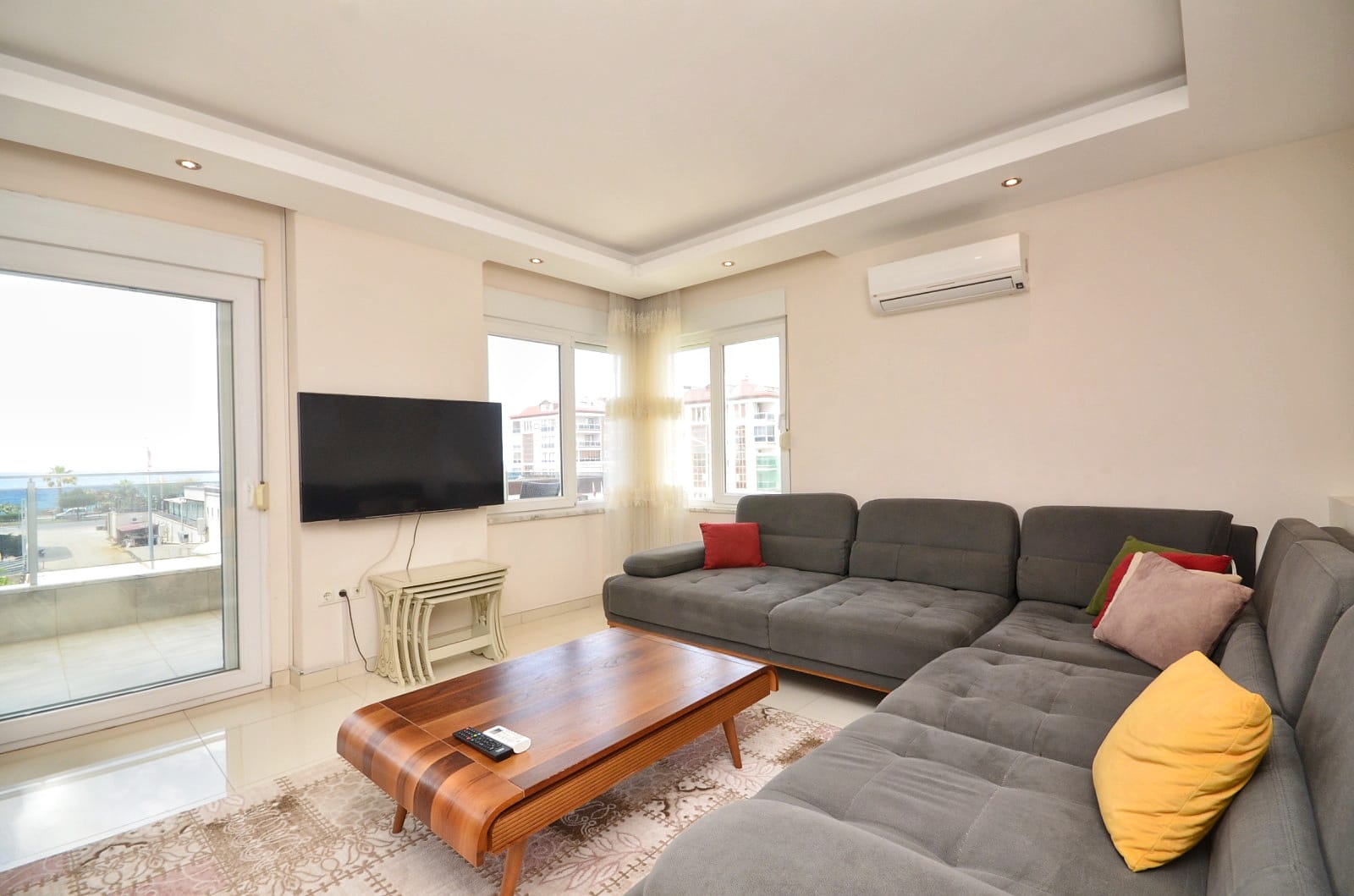 2+1 apartment in Alanya, Kestel district – furnished and with sea views