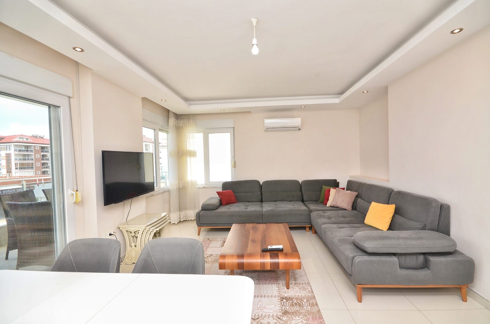 2+1 apartment in Alanya, Kestel district – furnished and with sea views