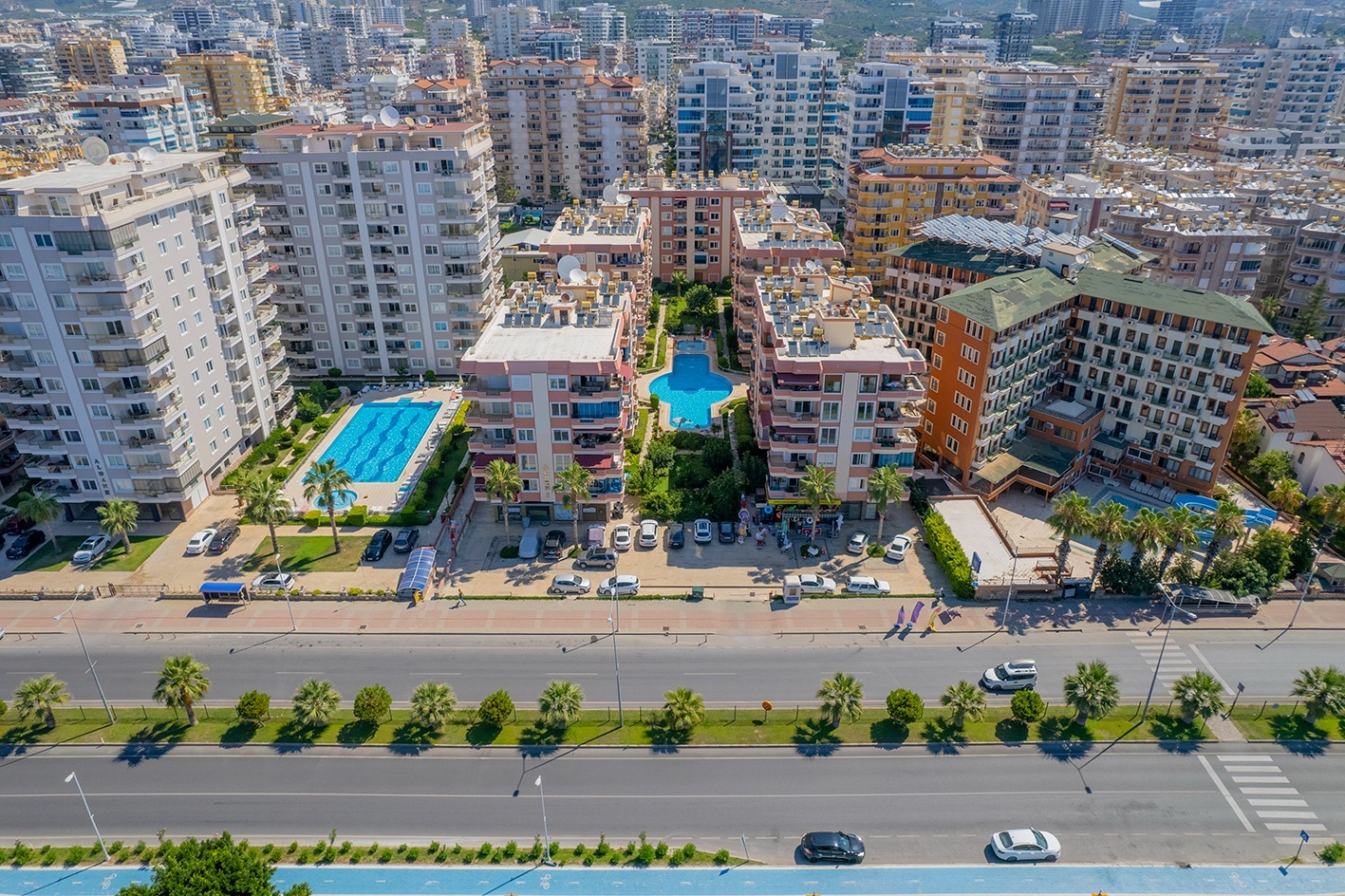 Linear 3+1 apartment on the first line in Mahmutlar - furnished, direct sea view