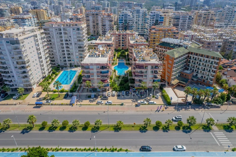 Linear 3+1 apartment on the first line in Mahmutlar - furnished, direct sea view