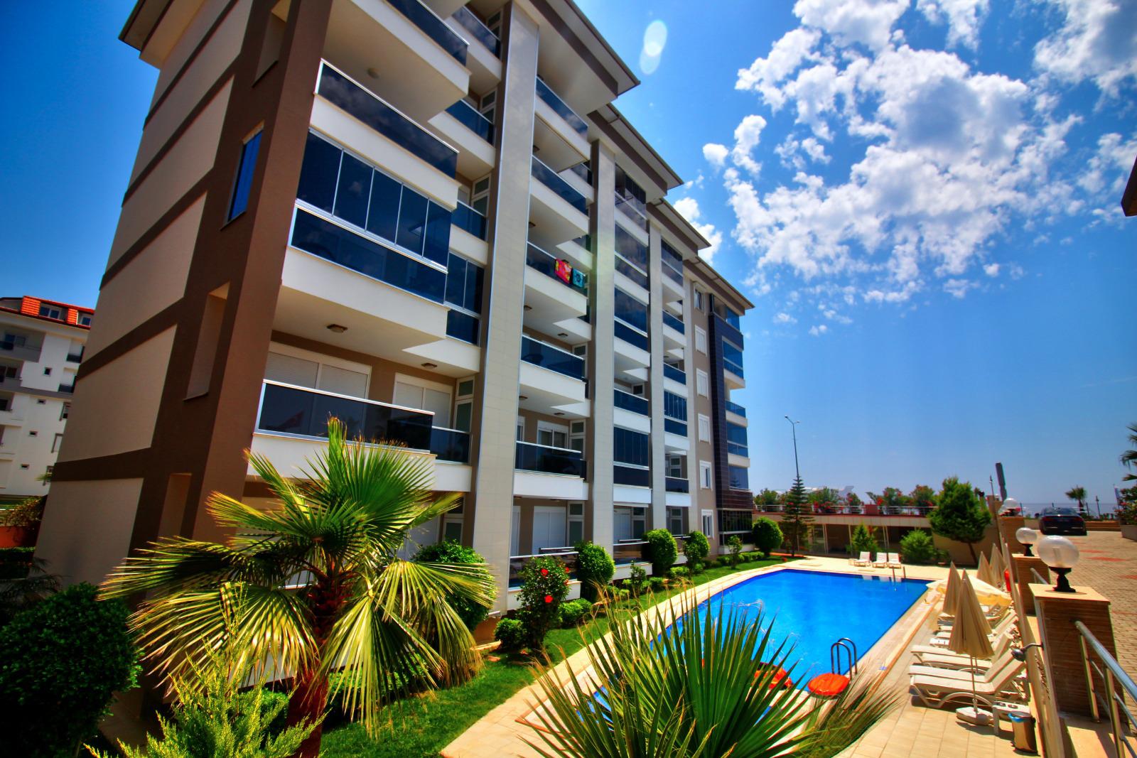 Açık havuzlu konut: Kestel, Alanya’da Türkiye’de satılık 2+1 daire — New Level Group