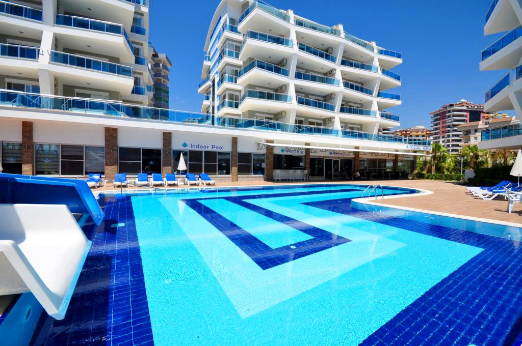 Oba bölgesinde 1+1 daire – eşyalı ve geniş teraslı
