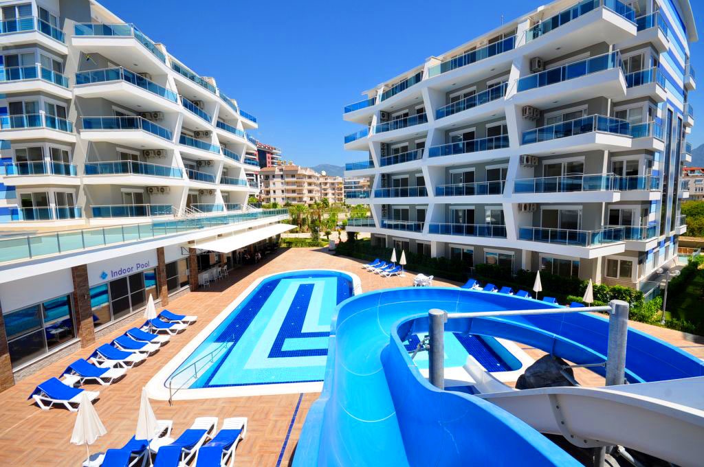 Oba bölgesinde 1+1 daire – eşyalı ve geniş teraslı