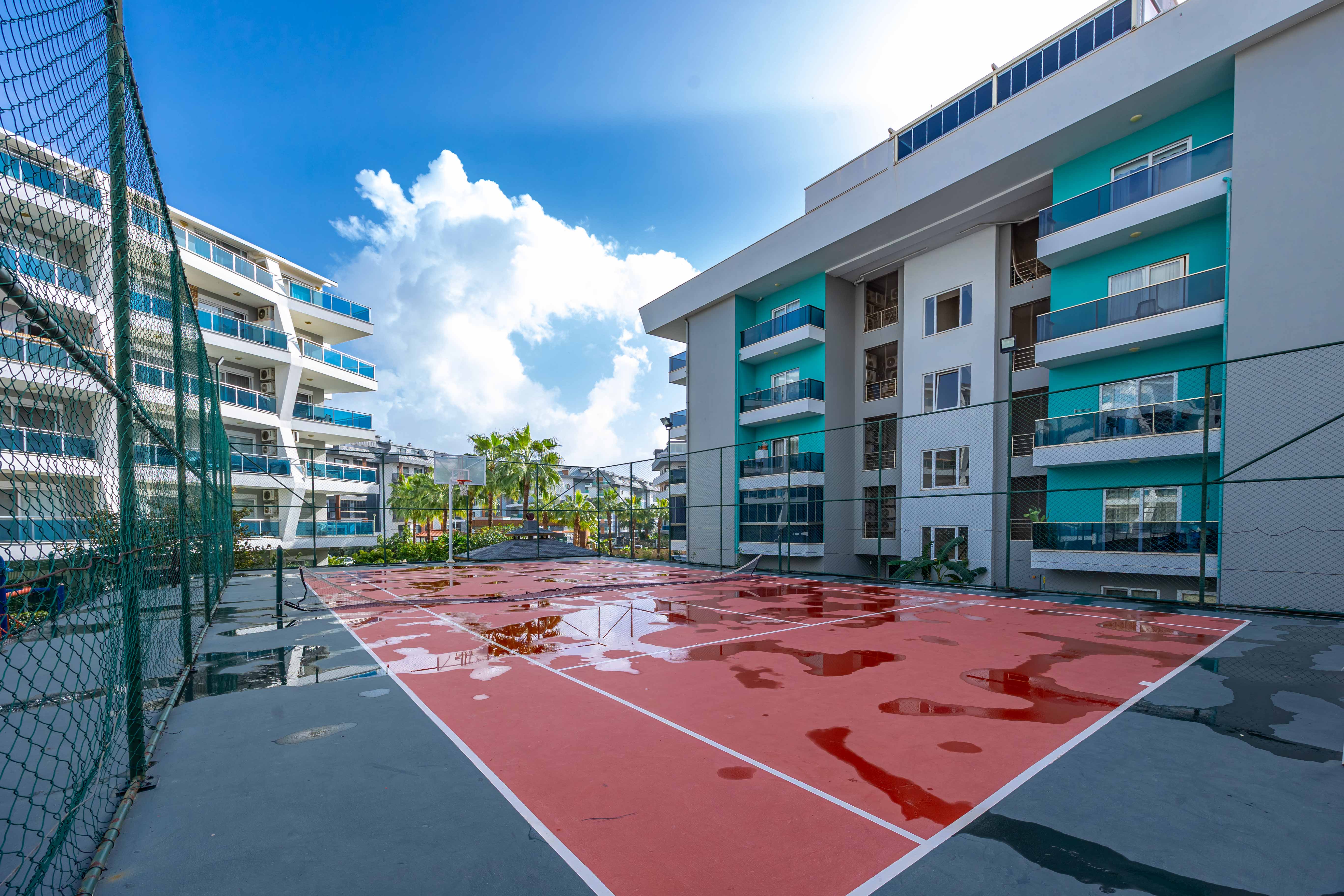 Oba bölgesinde 1+1 daire – eşyalı ve geniş teraslı