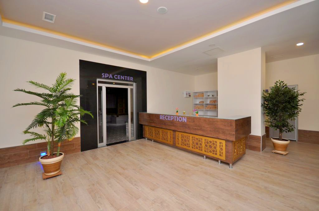Oba bölgesinde 1+1 daire – eşyalı ve geniş teraslı
