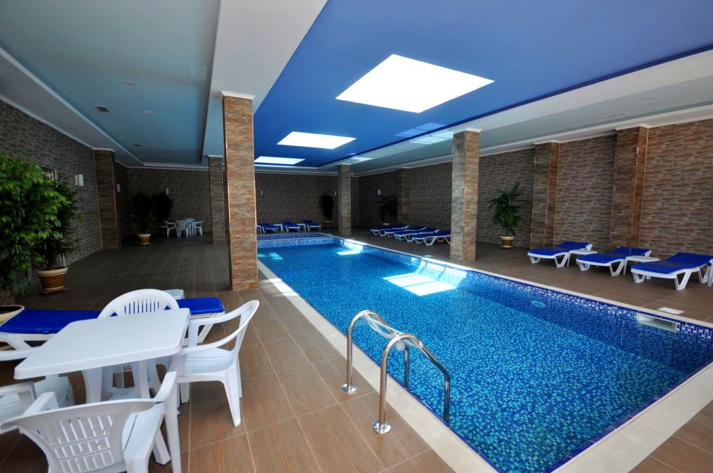 Oba bölgesinde 1+1 daire – eşyalı ve geniş teraslı