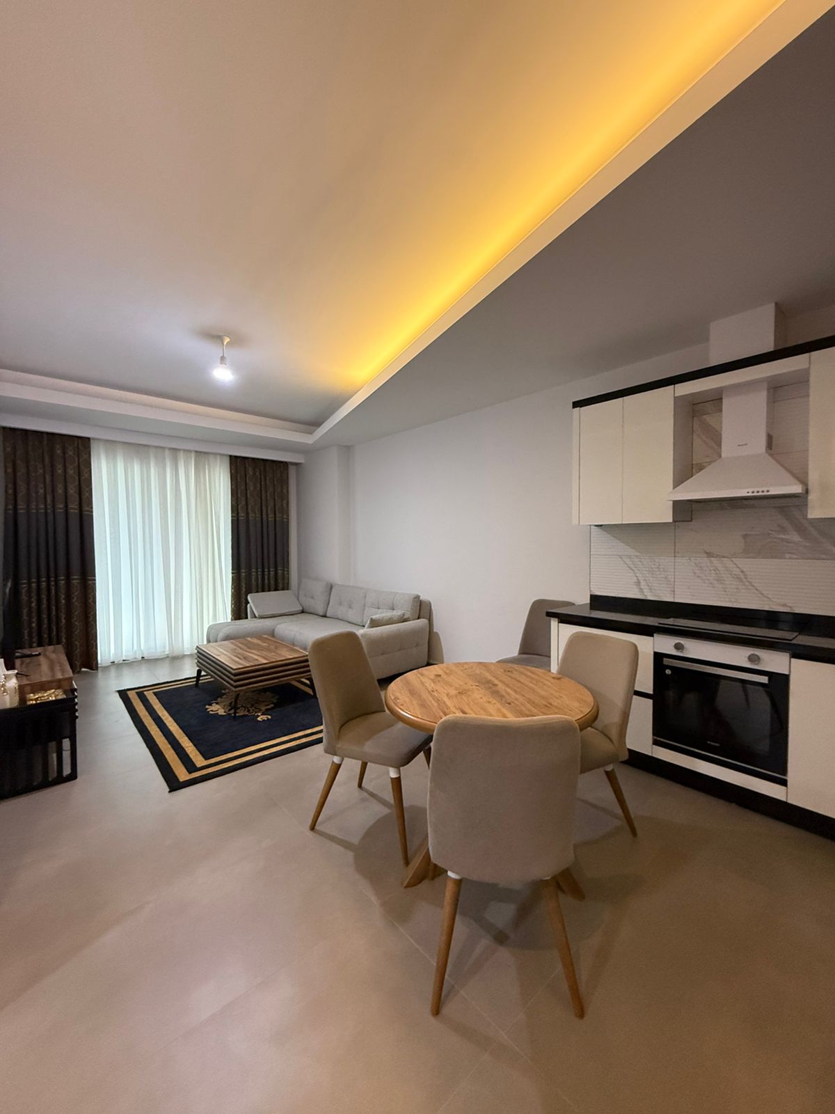 Квартира 1+1 в центре Махмутлара – с мебелью в комплексе комфорт-класса