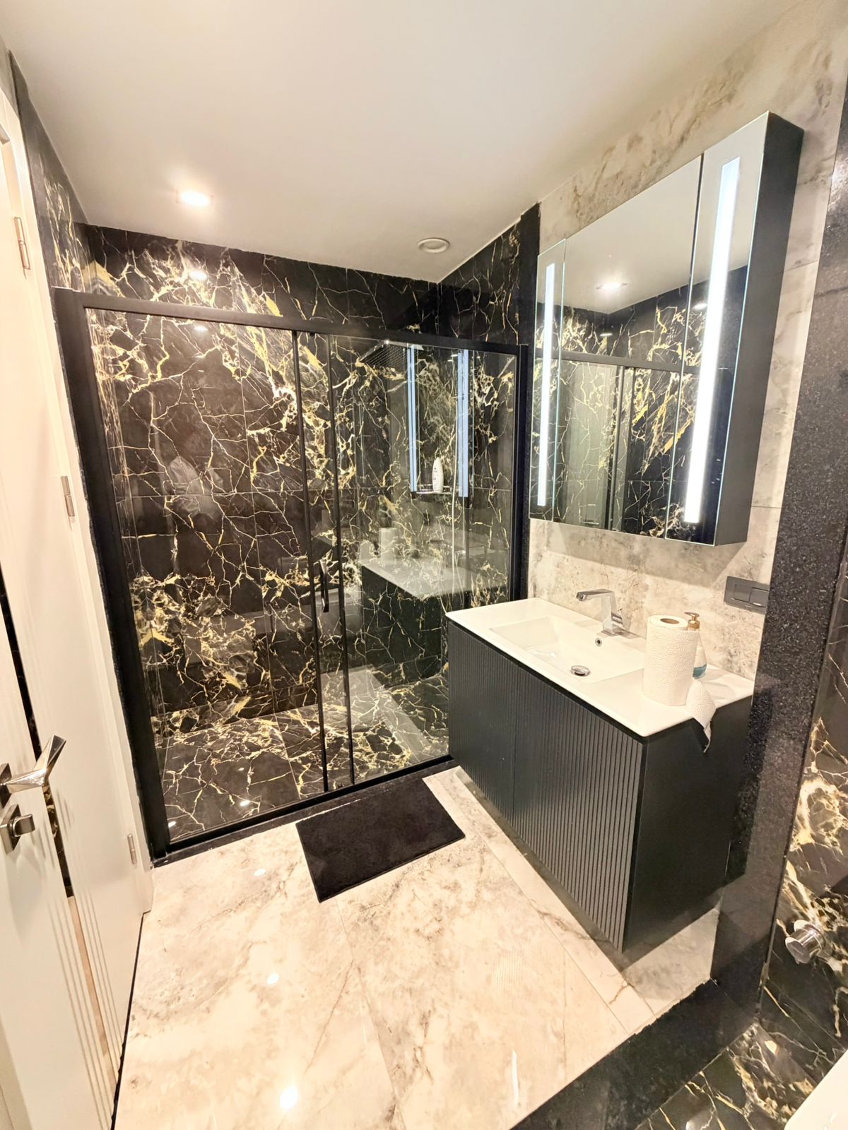 Квартира 1+1 в Тюрклере, Алания – 85 м². Недвижимость в комплексе с курортной инфраструктурой